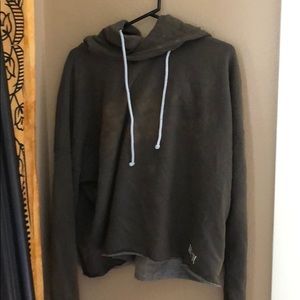 Cropped hoodie